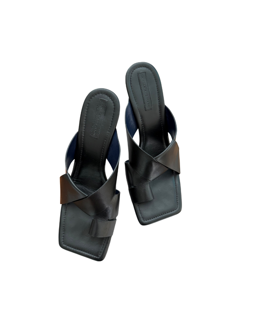 Camilla & Marc Black Mules 41