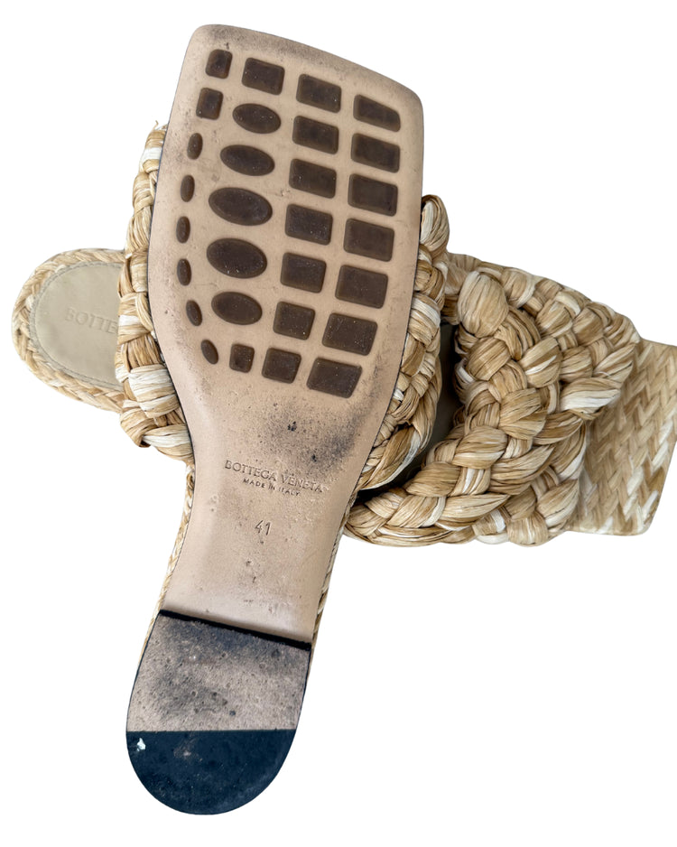 Bottega Veneta Raffia Stretch Flat Sandals Macadamia 41
